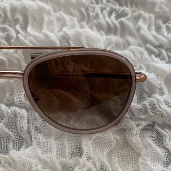 Tory Burch sunglasses Brand New super nice - Picture 6 of 8